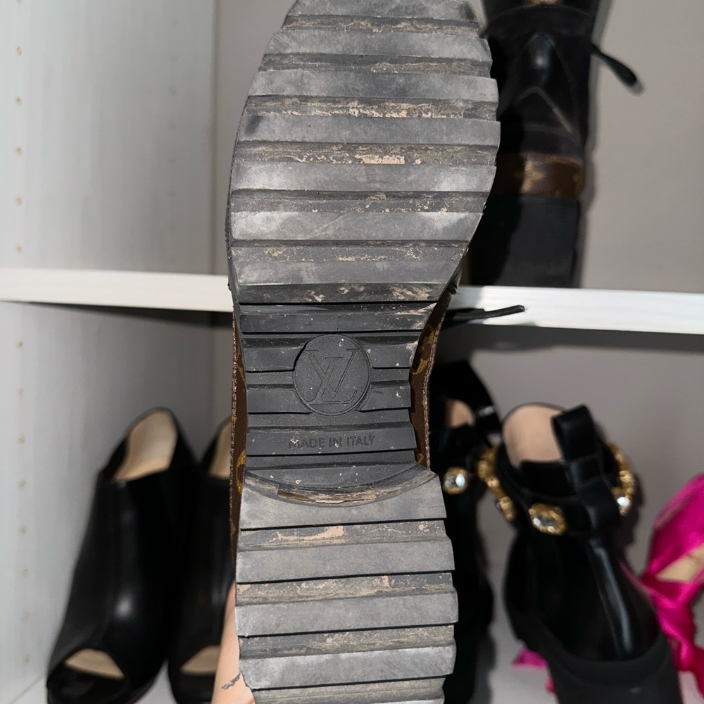 Louis Vuitton desert boots - Picture 7 of 7